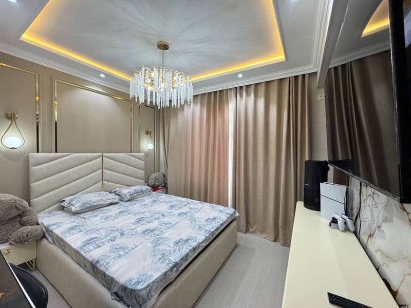 Чилонзор 16-кв метро ёнида квартира бор безмаклер<br />
<br 