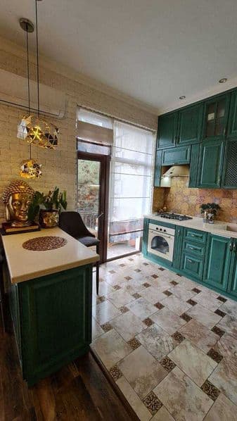 Уникальное предложение аренды в самом центре города<br />
<b — фото 2