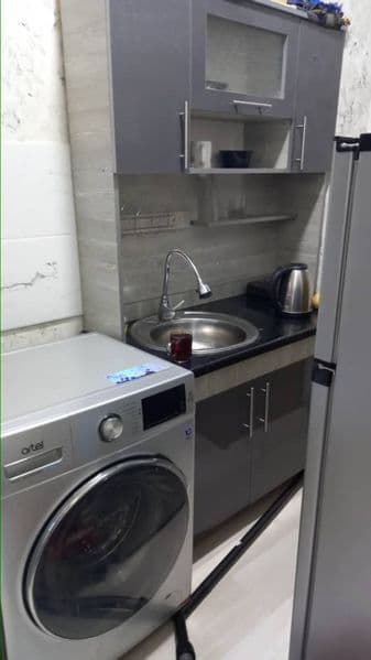 Фаргона йули кучасида 1хонали квартира ижарага берилади <br 