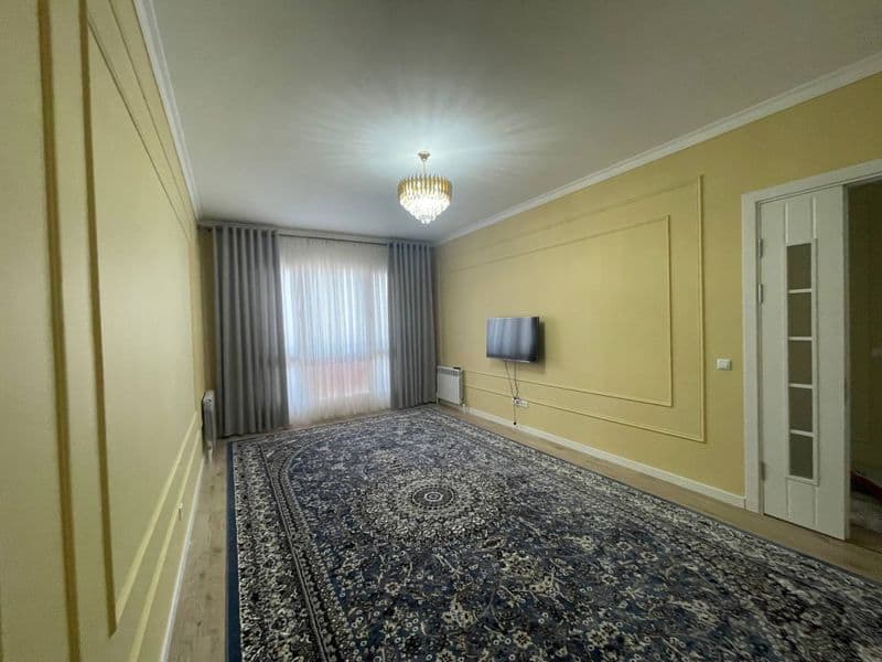 SROCHNO! Birga turish uchun 1 ta toza, tartibli<br />
bola k