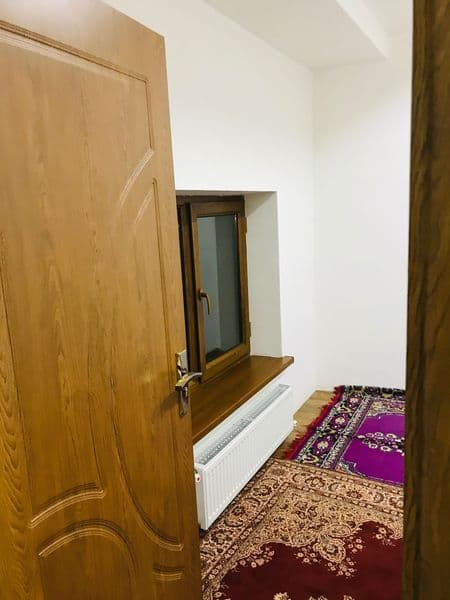 2 Etajlik kravat, xona hovlida joylashgan<br />
<br />
Issiq — фото 5