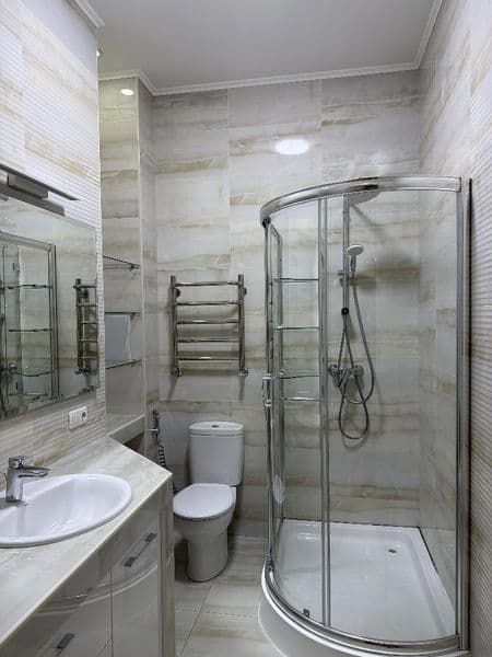 Премиум квартира в ЖК Новомосковская<br />
<br />
Цена аренд — фото 4