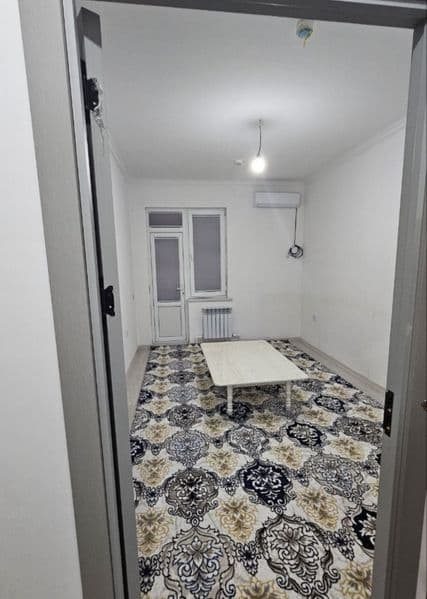 Chilonzor tumani, metro bekatiga piyoda 3-5 daqiqalik yo‘l.<