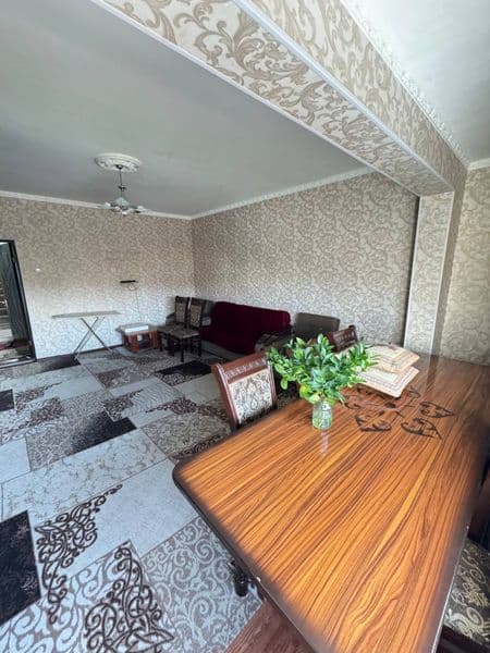 - Район: Мирзо Улугбек <br />
- Ориентир: ТТЗ 2 <br />
-Кол.