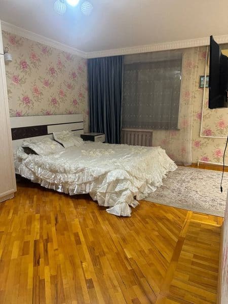 Аренда квартира<br />
 Ц -14 Ганга 4 хона 2 этаж 700у,е евро