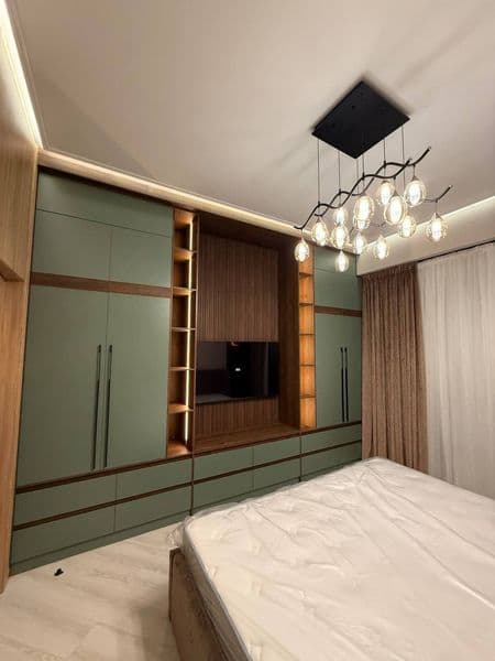 Район: Мирзо-улугбекский<br />
 Адрес: Дархан Авеню<br />
 О