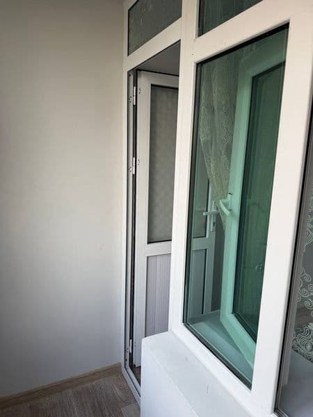 Одна комнатная галарейка  квартира. бывшее Общежитие . Мирзо — фото 5