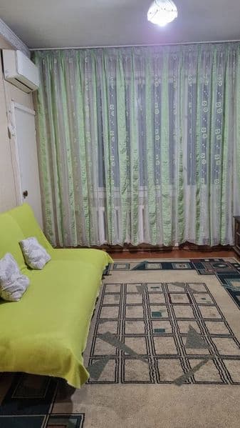 Аренда. <br />
Чиланзар -3 квартал. Метро Новза. Торговый це