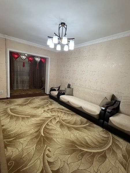 Сдаётся просторная и уютная квартира в Мирзо-Улугбекском рай