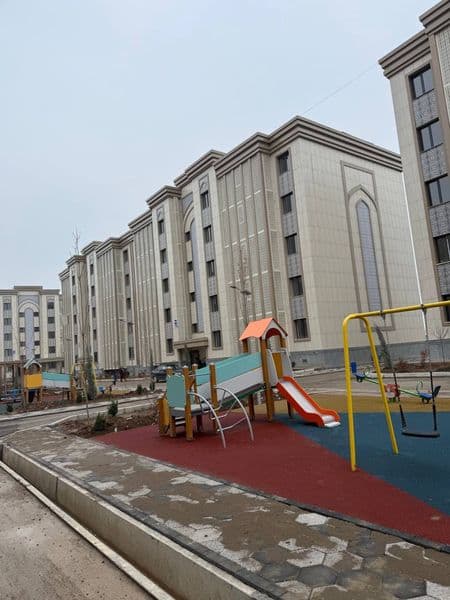 Сдается в аренду янги узбекистон боги 3 комнатная 3 этаж 5 э