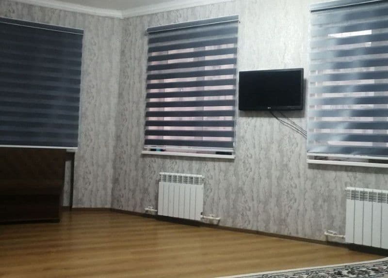 Сдаётся квартира рядом метро школа больница