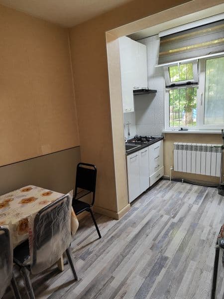 Срочно сдаю 2-х комнатную квартиру.Для семейной пары с одним — фото 4