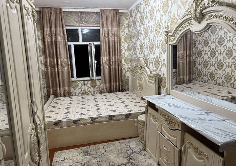 Ттз<br />
Уляна кафе<br />
2/4/4<br />
52 м2<br />
400$<br /