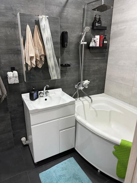 Чистая квартира,спальный тихий район,2/4/5<br />
Теплые полы — фото 4