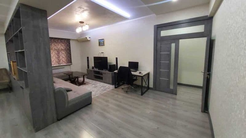 СРОЧНО СДАЕТСЯ !!!<br />
<br />
Район: яккасарайский<br />
А