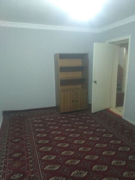 Chilonzor 25 kvartalda 2 xona uy oilaga yoki bollarga uzoq m — фото 2