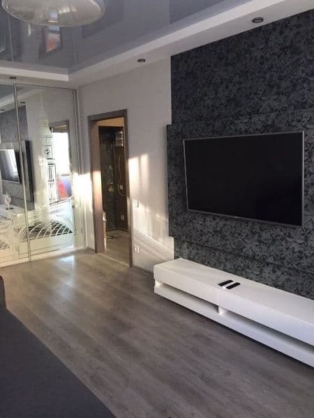 Сдается 2/5/9 на м. Ойбек (центр). Звоните, есть много други