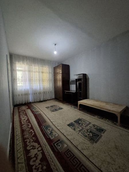 Arenda Chilonzor 19<br />
Arientir: Batalyon<br />
1 xona, 3