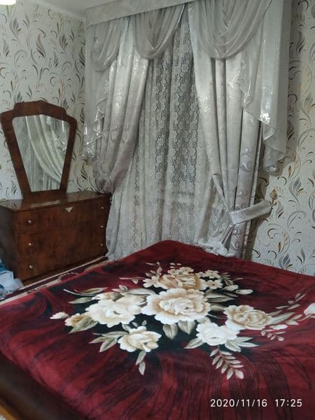 Сдаю свою 2х переделанную в 3х комнатную квартиру на Карасу 