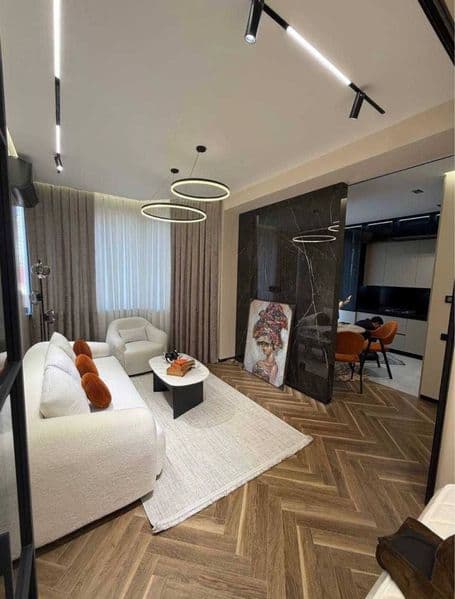 ЖК Пойтахт Гавхари 2/7/10 площадь 45 цена 650 y.e<br />
<br  — фото 2