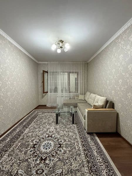 Срочно сдаю 2-х комнатную квартиру.Для семейной пары с одним