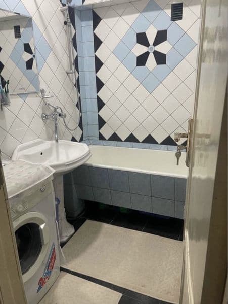 Сдается комната на ойбеке <br />
Квартира 4 комнатная<br />
 — фото 2