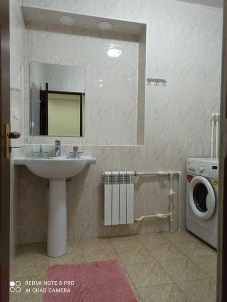 Сдаётся квартира !<br />
Ориентир - Цум (Кафе Бон)<br />
Гор — фото 4