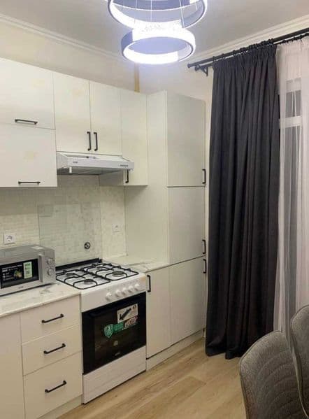 Сдается квартира.. в новостройке на ул.Махтумкули <br />
Ори — фото 3