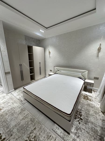 Arenda Yunusobof 11<br />
4xona<br />
8-etaj<br />
9-etaj<br