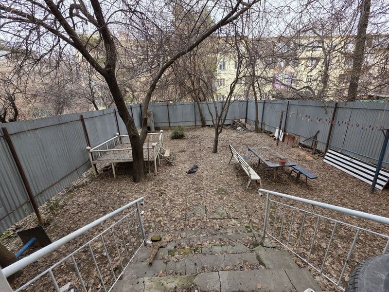 Жилая площадь — 95 м².<br />
Дом 4-этажный, квартира располо — фото 2