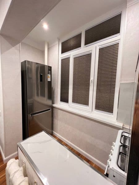 Срочно сдаётся квартира на метро Новза , с ремонтом с мебель — фото 2