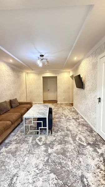 Shkaf qo’yilgan xonaga<br />
2xonali Luxy kvartira<br />
( K