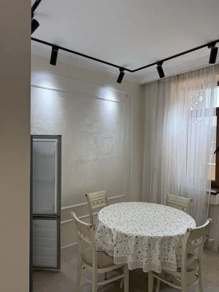 Яккасарайский район<br />
Ориентир:Пирамит<br />
<br />
Комн — фото 2