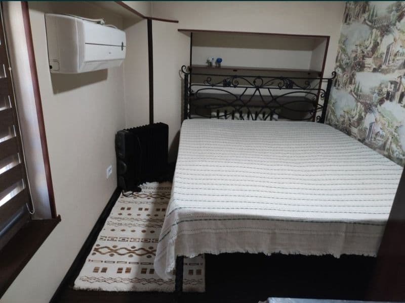 Сдаётся уютная и просторная квартира в центре города по прив — фото 3