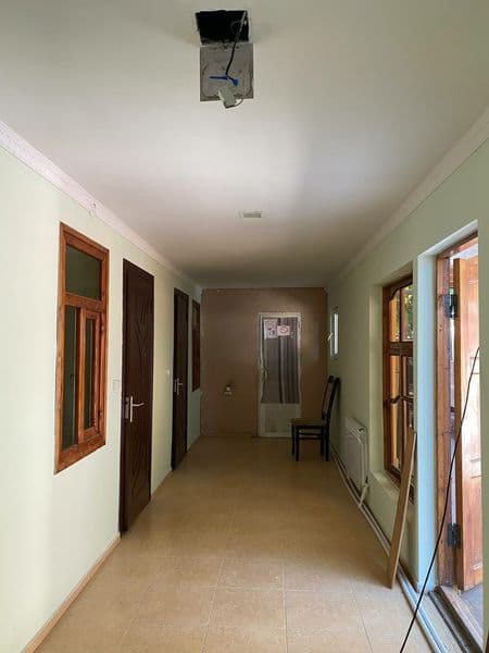 Yengi uy Faqat ogil bolalar qoyiladi .<br />
Dostlik metroga