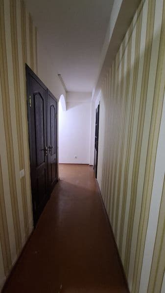 Аренда Чорсу Қорасарой 1хона 2хона қилинган, 8чи этаж, 9 эта