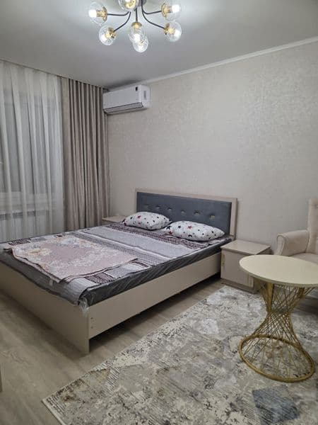 Чиланзар 1 квартал<br />
Метро новза<br />
1 комната<br />
3