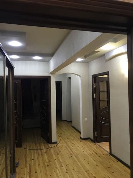 Сдаётся в аренду квартира в центре города. Евроремонт. Рядом