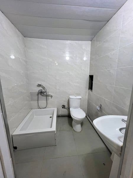 Farxod bozozrida srochna 2 honali kv bor 220$ <br />
Hama sh — фото 4