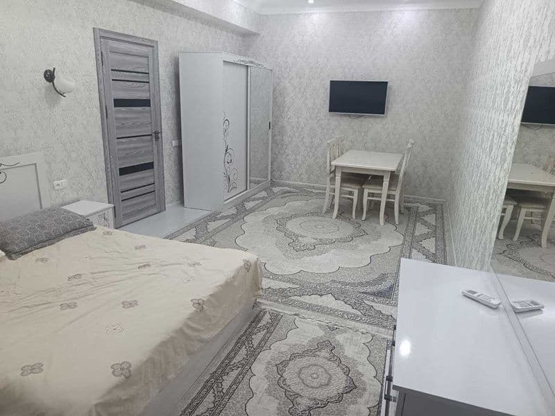 Сдаётся КЛАССНАЯ квартира<br />
<br />
• Район:Яшнабадский<b
