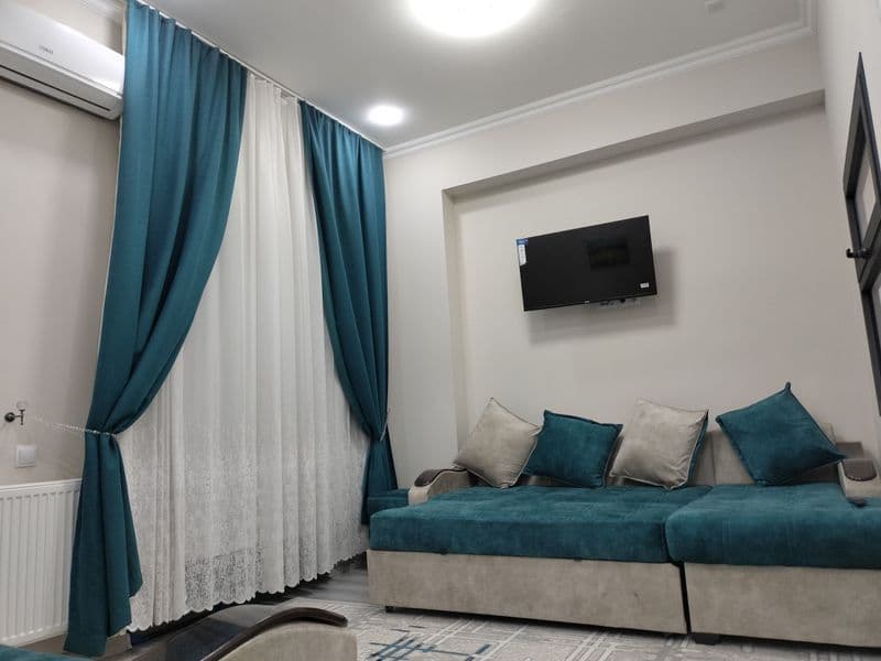 Сдается 2-х комнатная квартира с обстановкой в новостройках 