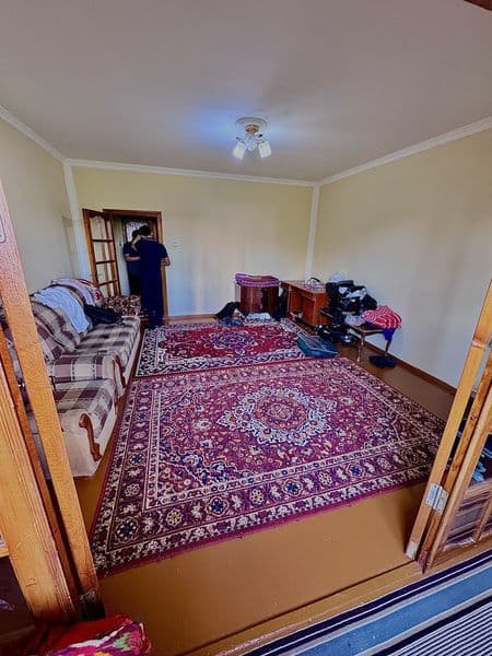 Toshkent shahar Yakka Saroy Tumani Bobur 46,2 yulni ustida  