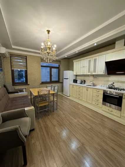 Сдается квартира на Глинке<br />
Ориентир - Посольство Росси