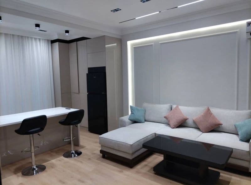 Уникальное предложение аренды в самом центре города <br />
< — фото 2