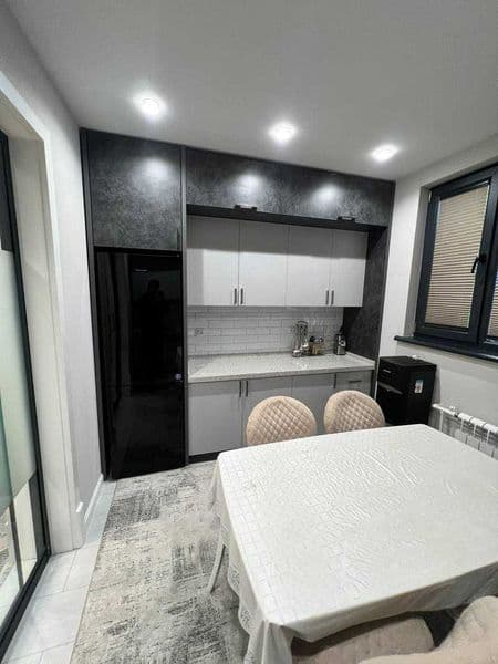 Yashanabod tumanida 3 xonali kv ijaraga beriladi, yashash uc