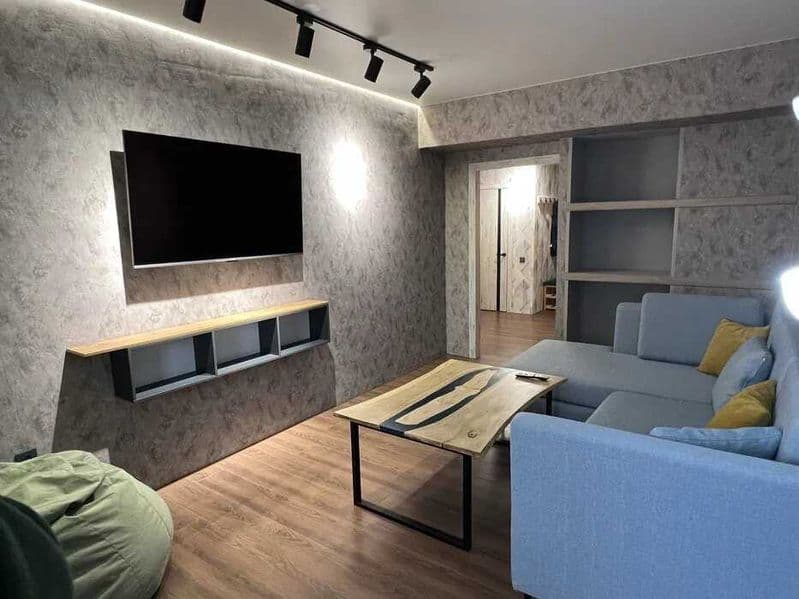 Сдаётся квартира на Ц5‼️<br />
Ориентир - Мебельный Дафна <b