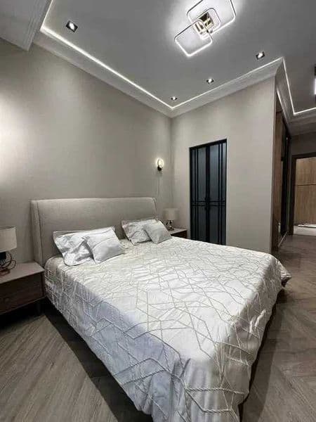 Район : Мирзо-Уугбекский<br />
Адрес : Жк Акай Сити<br />
<b