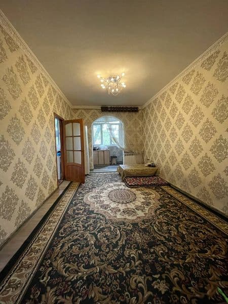 Chilonzor 11<br />
3.3.5<br />
450$<br />
Makler xaqi bor<br