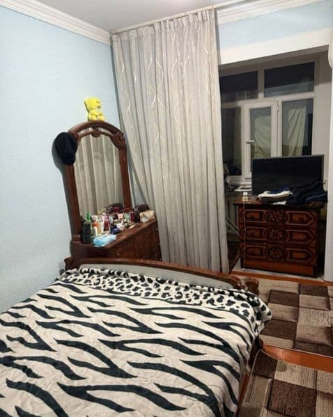 Chilonzor tumani Moljal Al Xorazmiy krugda Andalusga yaqin 2