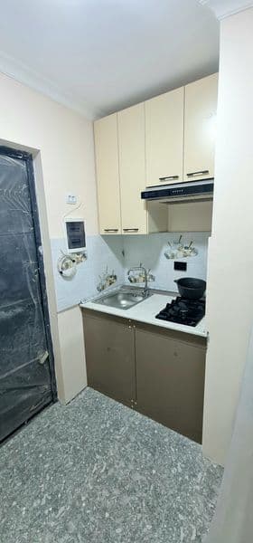 Сдаётся новая 3-комнатная квартира в центре ( возле Круг Рох